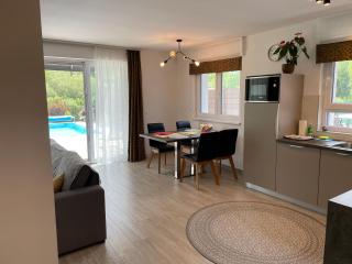 RoyalHill Apartman - Vonyarcvashegy - 3