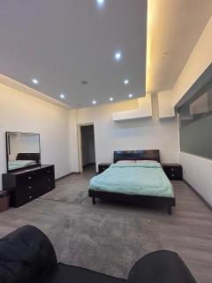 3-bedroom apartment with private garden, Sheikh Zayed City center - Sheikh Zayed - 0