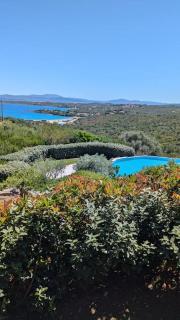 Walk to the Beach from Casa Bianca at Cala Sassari - Marinella - 0