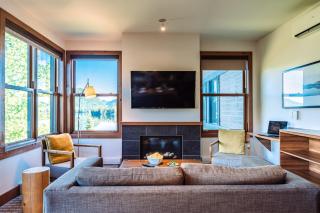 Lakefront, Mountain View - 2 Bds Superior Resort Suite - Lac-Superieur - 2