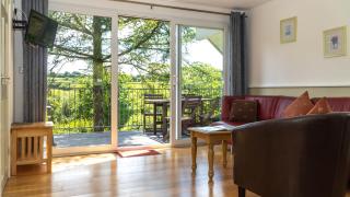 Ta Mill Cottages & Lodges - Meadowview Chalet 2 - 8