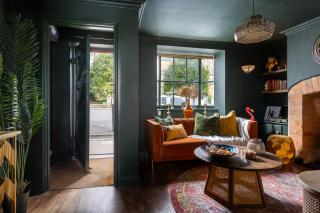 Chipping Campden Shabby Chic on Famous High Street - - 3