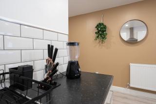 Cosy central apartment - free nearby parking - Liverpool - 2