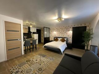 KS Paris studio appart near station Gare du Nord and gare de l Est - París - 0