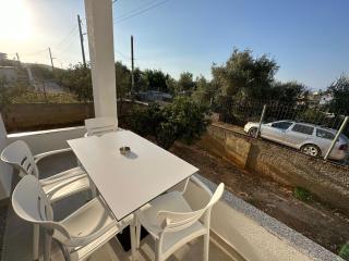 Kensly Guesthouse - 1
