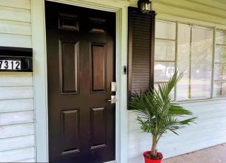 Spacious 4BR Home with 2 Baths & Fun Game Room - Birmingham - 6