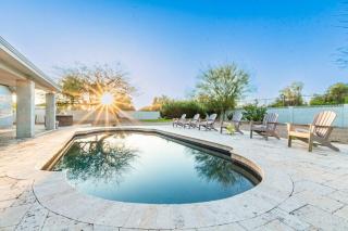 Sunsets on Shea with Pool and BBQ - Phoenix - 0