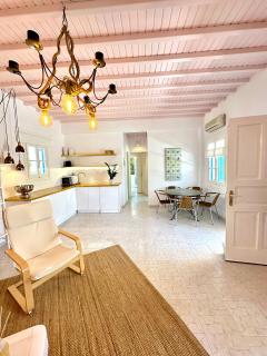 MAAR Mykonos Ornos Apt Near the Beach - 0