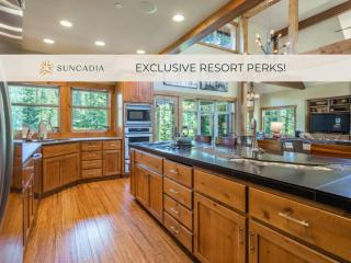 Suncadia 4 Bdrm Home with Hot Tub Overlooking Prospector Golf Course - 0