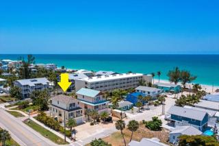 Sand Dollar Siesta-walk to beach less than 1 min! - Englewood - 9