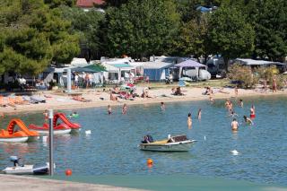 Family friendly house with a swimming pool Banjol, Rab - 23127 - Rab - 5