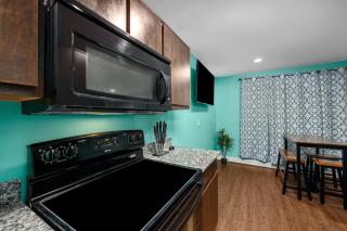 Central 1BR with Free Parking Near Med Center & NRG Stadium - Houston - 6