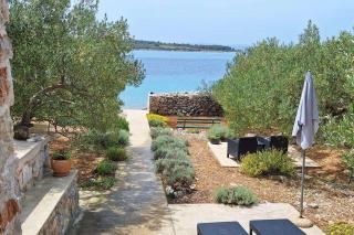 Secluded fisherman's cottage Cove Druce, Pasman - 23356 - 0
