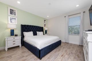 Private Pool! Big and Stylish House! - 6