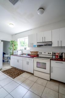 Miami Cheerful 4 bedroom home with free parking - 2