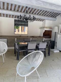 Villa spacieuse proche de Marseille avec jardin et piscine privée - La Tour-dʼAigues - 2