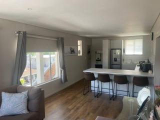 Royal Mountain Apartment - Paarl - 0