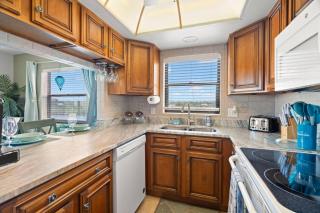 508 Bayshores Yacht & Tennis Club - Clearwater Beach - 2