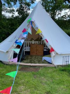 Fords Farm Glamping & Farm House - 1