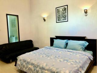 Serafinna Guest House - Surabaya - 3