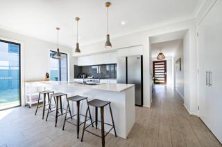Macquarie Entertainer - Pool Retreat, Pet Friendly - Anafi - 2
