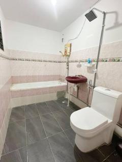 Homestay Serdang UPM MAEPS MARDI IOI CITY MALL - Seri Kembangan - 9