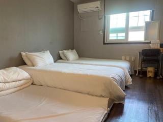 Grim Garden Guesthouse - 5