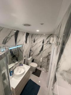 Affordable Ensuite, Handy Location - Palmerston North - 8