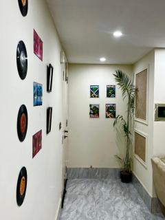 Luxury Apartment II Spacious and Private - Lahore - 7