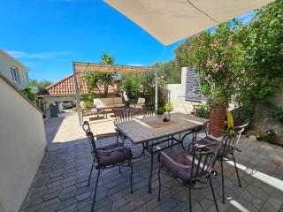 Apartmani Tolj 2 - Mokalo - 1