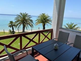 Thalassa-Seafront Family Apartment - Skala Fourkas - 7