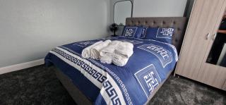 Rowan Crescent's Luxury Stay-In 3 - Streatham Vale - 2