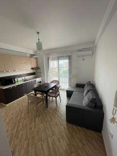 Charming Coastal Retreat - 8