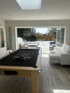 Stranraer House and pool - Selsey - 1