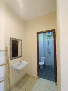 Bantan Guesthouse Canggu - Canggu - 3