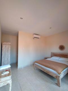 Bantan Guesthouse Canggu - Canggu - 8