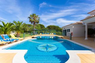 Exceptional Villa with Pool, Tennis Court, Games Room - Quarteira - 4
