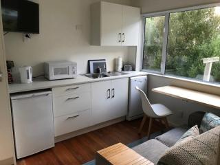 Redcliffs On Park By Sea - Christchurch - 6
