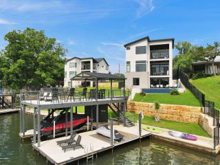 The Escape at 212 with Concierge Services - Burnet - 5