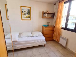 T3 avec parking, piscine et tennis payants à 200m des plages - Wi-Fi - FR-1-316-335 - Six-Fours-les-Plages - 2