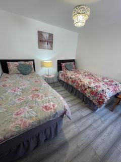 2 Bedroom Apartment on suite bathroom, Southmead Bristol - Bristol - 4