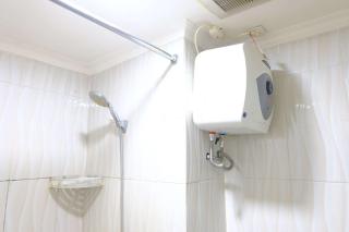 Scenic Studio at Grand Asia Afrika Apartment By Travelio - Bandung - 4