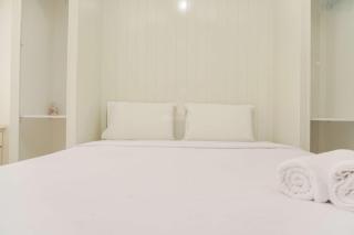 Nice and Simply Look Studio Transpark Cibubur Apartment By Travelio - Depok - 7