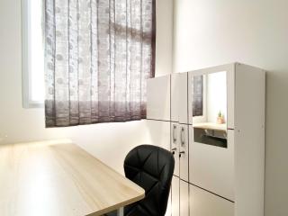 Cozy Stay Studio Transpark Juanda Bekasi Timur Apartment By Travelio - Bekasi - 1