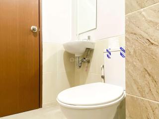 Comfort 2BR at Transpark Juanda Bekasi Timur Apartment By Travelio - 2