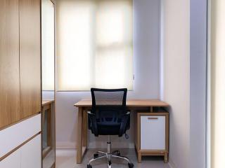Serene Designed Studio Transpark Juanda Bekasi Timur Apartment By Travelio - Bekasi - 2