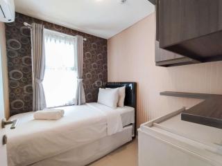 Delight 2BR Apartment at Parahyangan Residence By Travelio - Bandung - 6