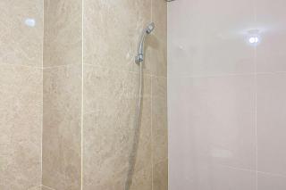 Comfy and Tidy Studio Transpark Cibubur Apartment By Travelio - 3