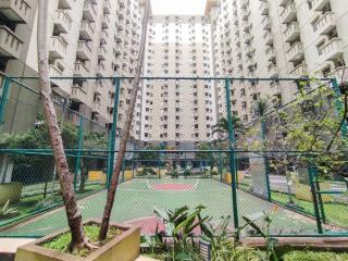Serene 2BR Apartment at Gateway Ahmad Yani Cicadas By Travelio - Bandung - 1