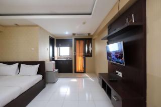 Modern Look Studio at Kebagusan City Apartment By Travelio - Jakarta - 2